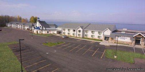 Americinn By Wyndham Ashland Bagian luar foto